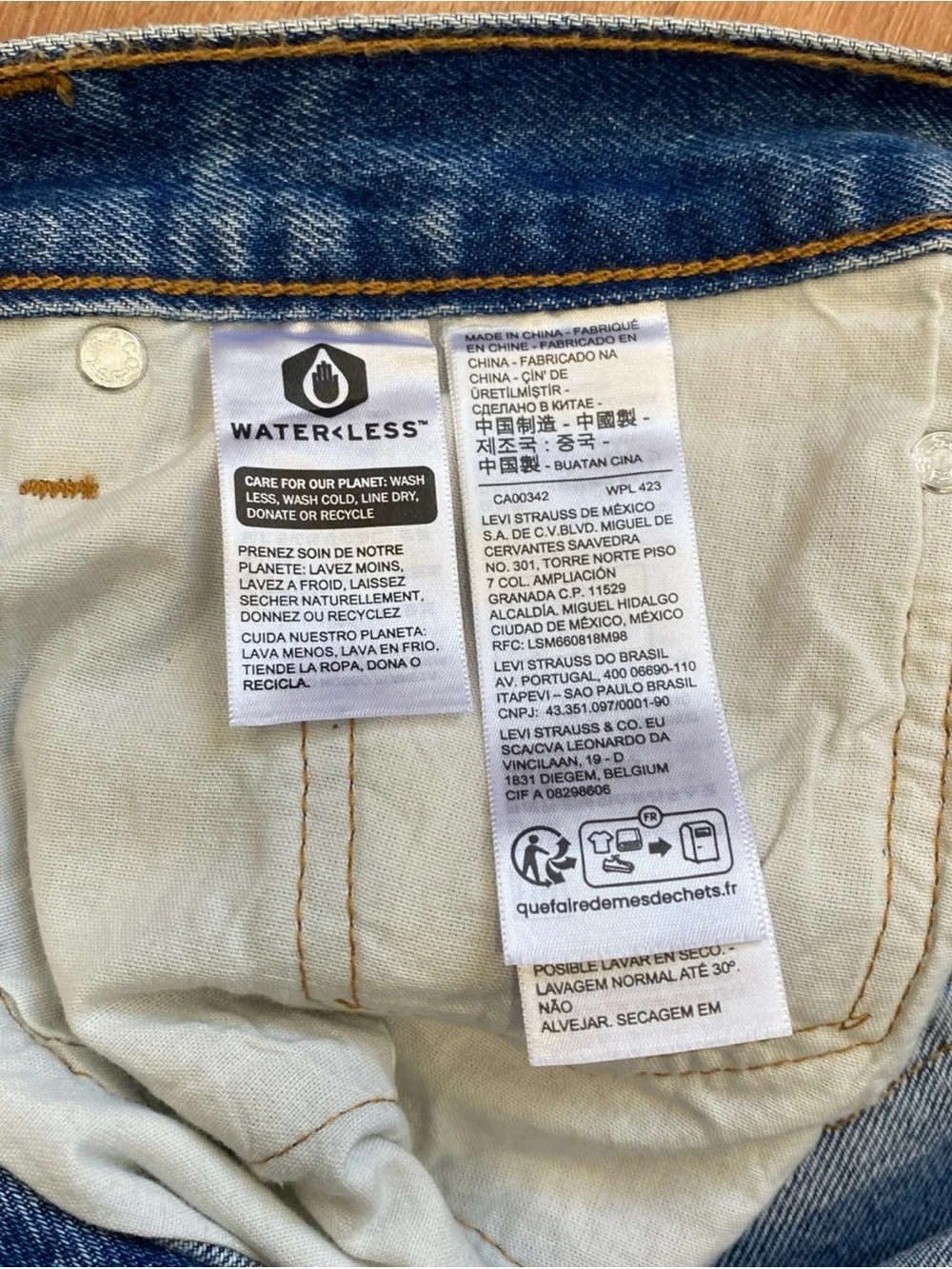 Levi's 501 Original Jeans Mens 34x30 Blue Denim Straight Leg Medium Wash